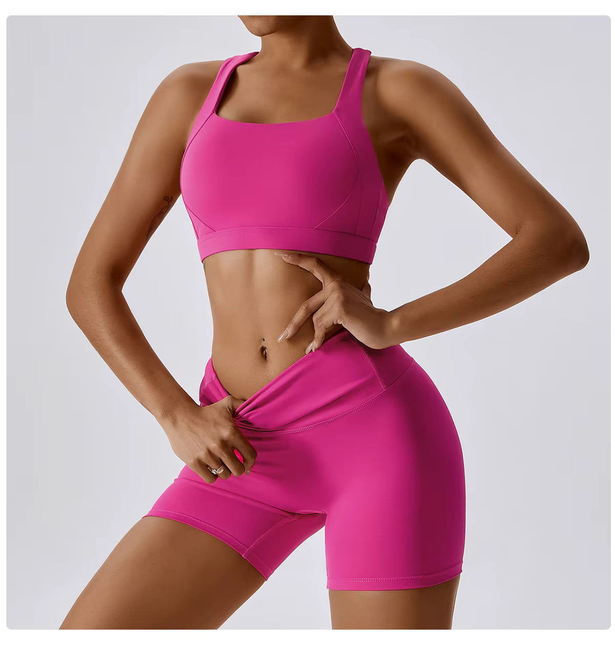 Ensemble Yoga & Fitness Femme avec Short – Brassière de Sport & Short Taille Haute, Confort et Style